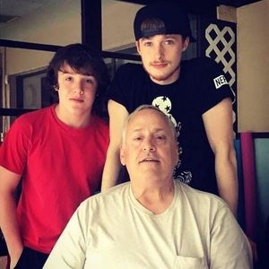 Meet your Posher, Hunter